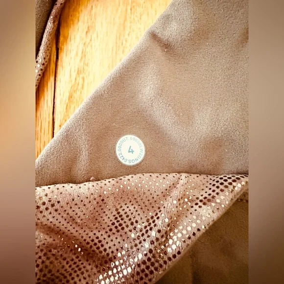 Lululemon Align Bra Shine Diamond Dye Misty Shell Cacao Diffuse Dot Foil Size 4 - Picture 8 of 9